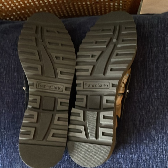 Franco Sarto loafers. Size 7. Never worn - Picture 3 of 3